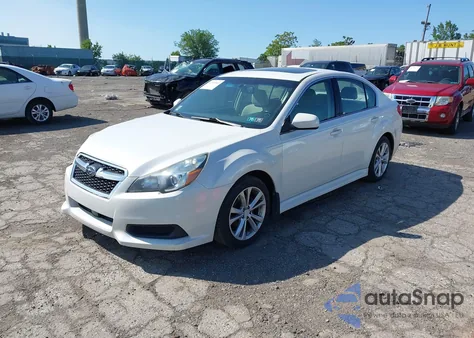 2014 Subaru Legacy 2.5I Premium z USA, uszkodzony, nr VIN 4S3BMBD68E3033499